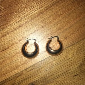Urban outfitters gold hoops